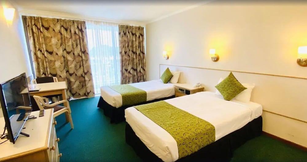 Acacia Court Hotel Κερνς Εξωτερικό φωτογραφία