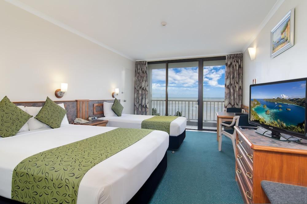 Acacia Court Hotel Κερνς Εξωτερικό φωτογραφία