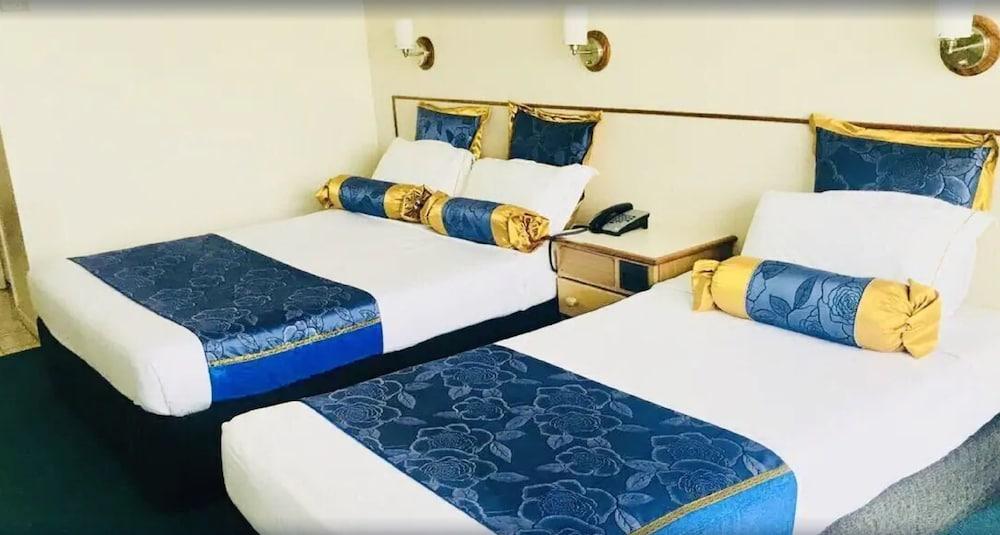 Acacia Court Hotel Κερνς Εξωτερικό φωτογραφία