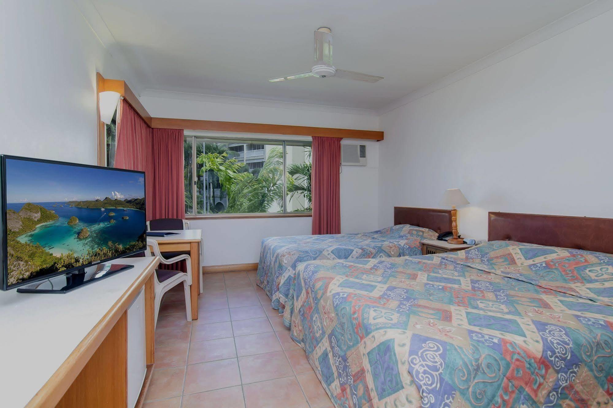 Acacia Court Hotel Κερνς Εξωτερικό φωτογραφία